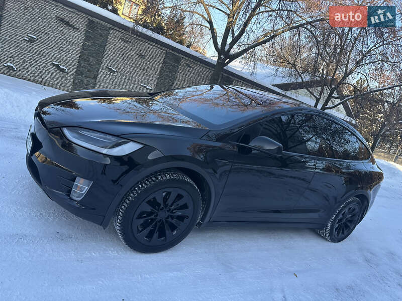Внедорожник / Кроссовер Tesla Model X 2018 в Днепре