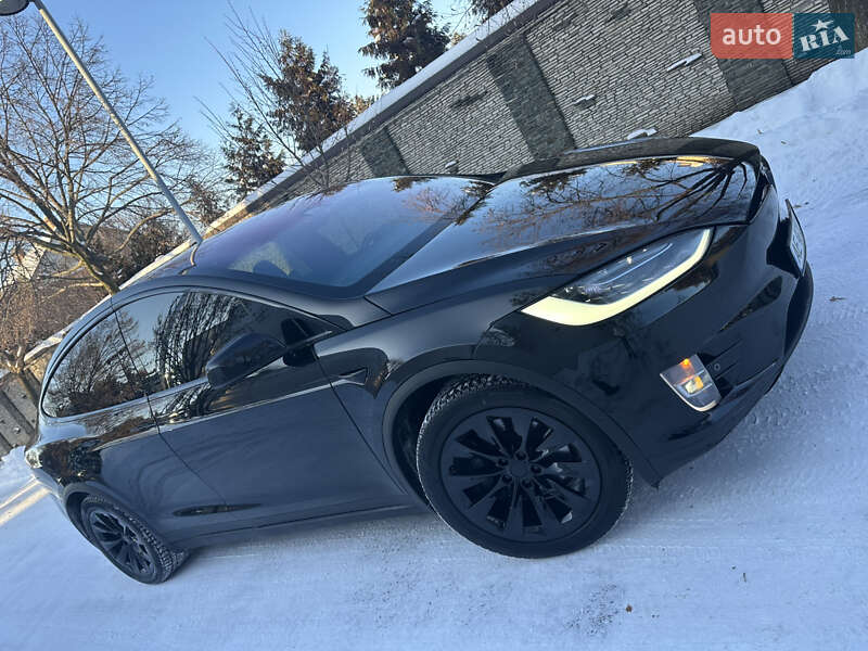 Внедорожник / Кроссовер Tesla Model X 2018 в Днепре