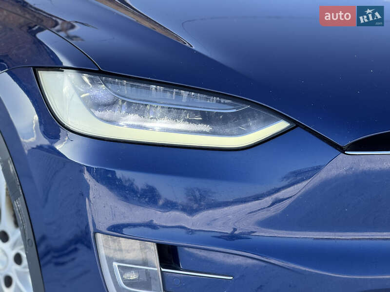 Позашляховик / Кросовер Tesla Model X 2018 в Києві