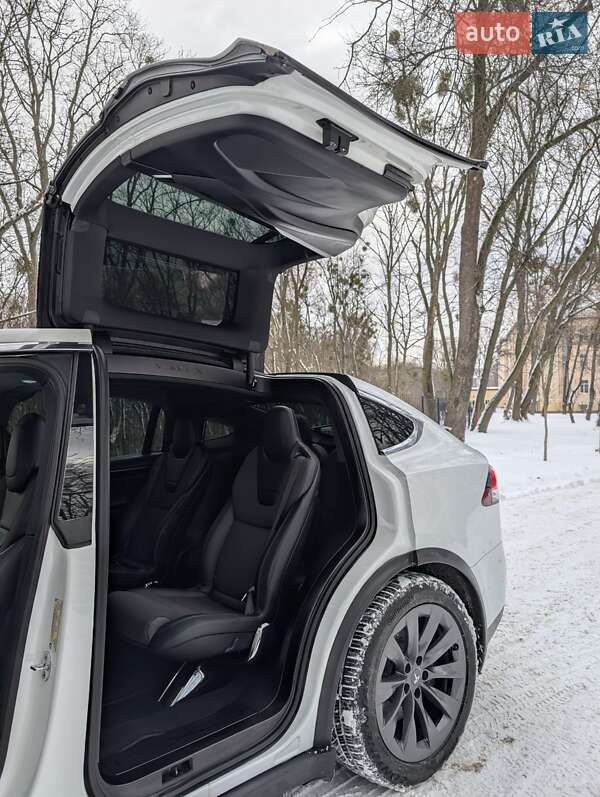 Внедорожник / Кроссовер Tesla Model X 2017 в Киеве фото 29 Внедорожник / Кроссовер Tesla Model X 2017 в Киеве