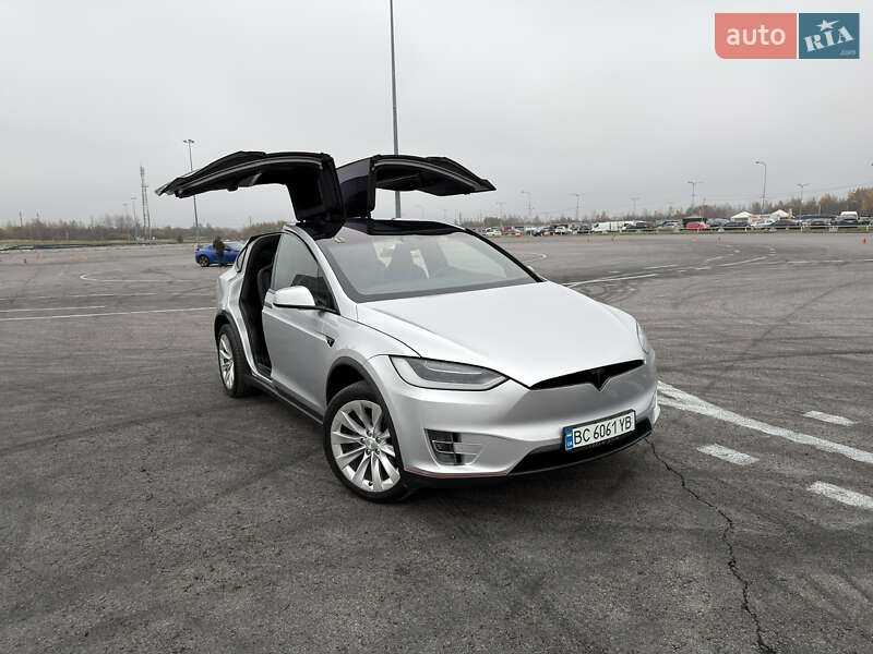 Внедорожник / Кроссовер Tesla Model X 2017 в Львове фото Внедорожник / Кроссовер Tesla Model X 2017 в Львове