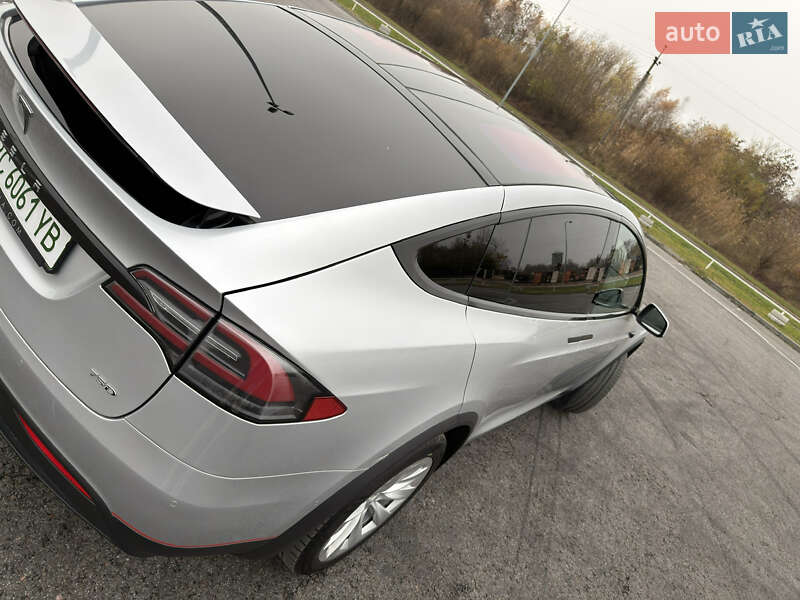 Внедорожник / Кроссовер Tesla Model X 2017 в Львове фото 23 Внедорожник / Кроссовер Tesla Model X 2017 в Львове
