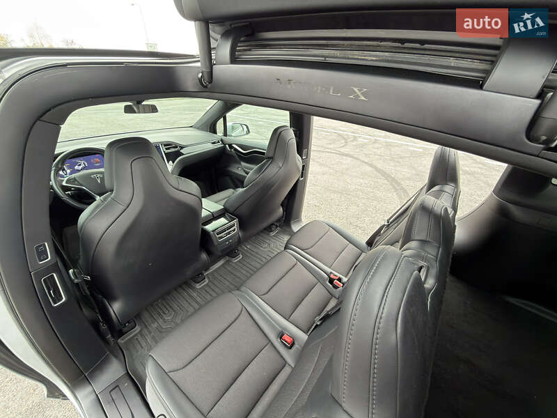 Внедорожник / Кроссовер Tesla Model X 2017 в Львове фото 39 Внедорожник / Кроссовер Tesla Model X 2017 в Львове