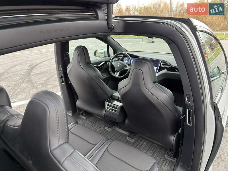 Внедорожник / Кроссовер Tesla Model X 2017 в Львове фото 41 Внедорожник / Кроссовер Tesla Model X 2017 в Львове