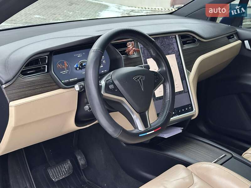 Внедорожник / Кроссовер Tesla Model X 2016 в Одессе фото 13 Внедорожник / Кроссовер Tesla Model X 2016 в Одессе