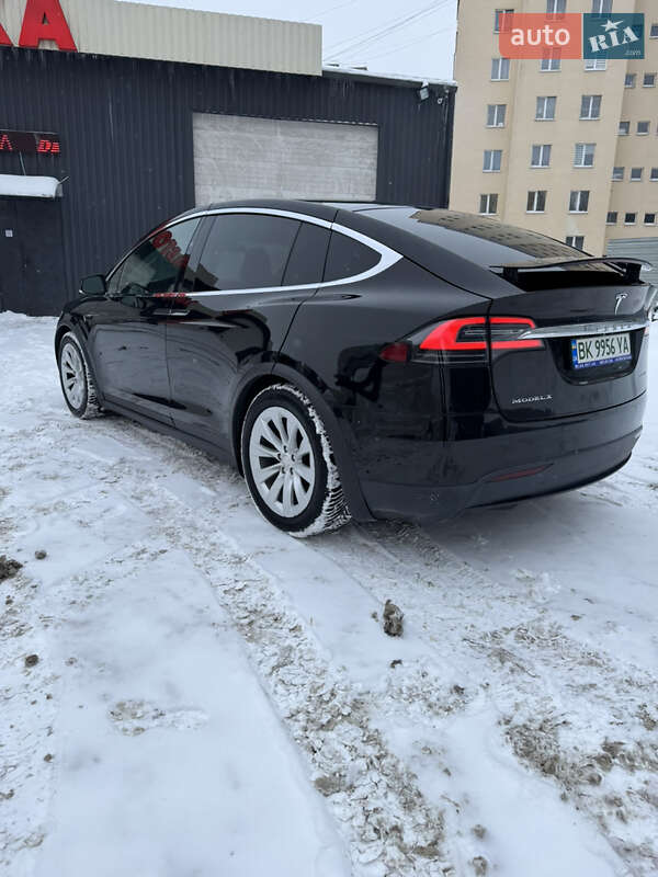 Внедорожник / Кроссовер Tesla Model X 2019 в Ровно фото 4 Внедорожник / Кроссовер Tesla Model X 2019 в Ровно