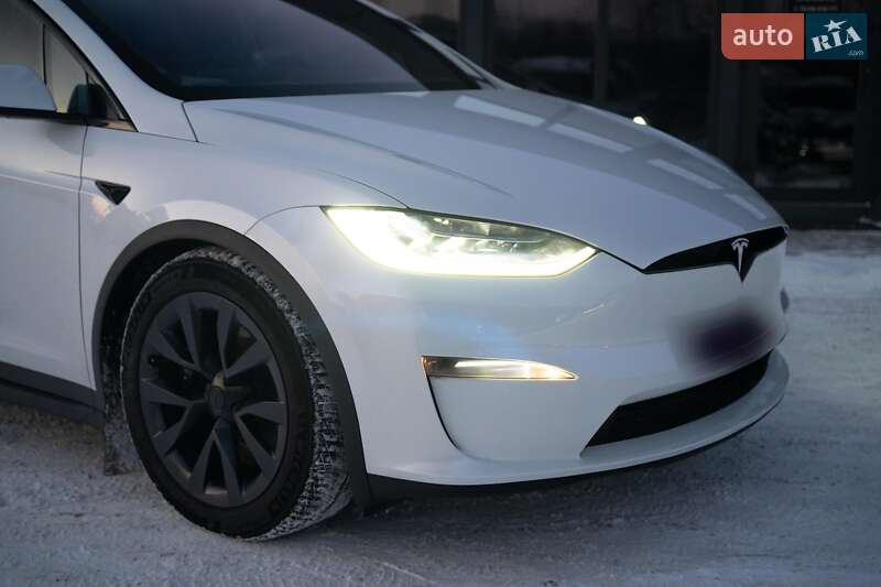 Внедорожник / Кроссовер Tesla Model X 2023 в Черновцах