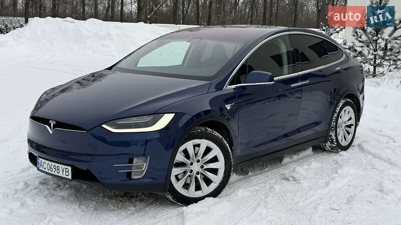 Внедорожник / Кроссовер Tesla Model X 2017 в Луцке