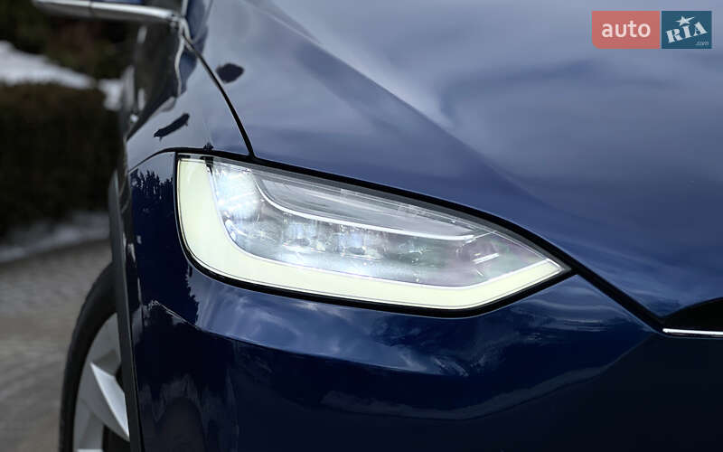 Внедорожник / Кроссовер Tesla Model X 2019 в Львове