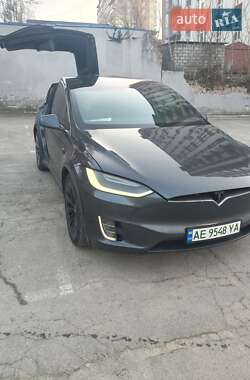 Позашляховик / Кросовер Tesla Model X 2018 в Дніпрі