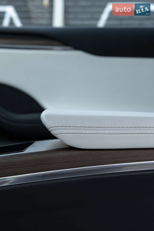 Внедорожник / Кроссовер Tesla Model X 2022 в Харькове