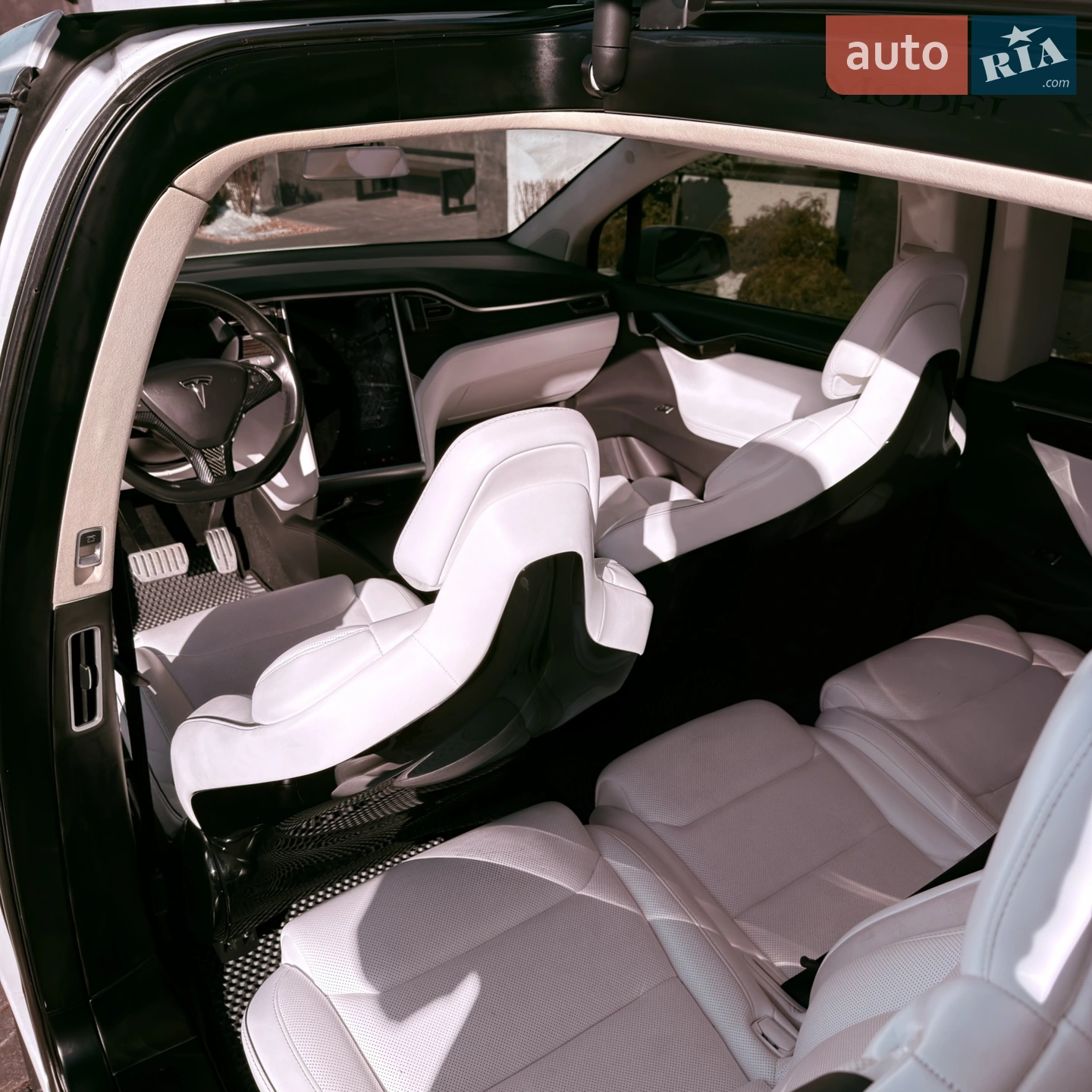 2016 Tesla Model X - мініатюра 17