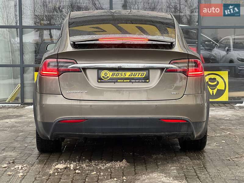 Позашляховик / Кросовер Tesla Model X 2016 в Івано-Франківську фото 6 Позашляховик / Кросовер Tesla Model X 2016 в Івано-Франківську