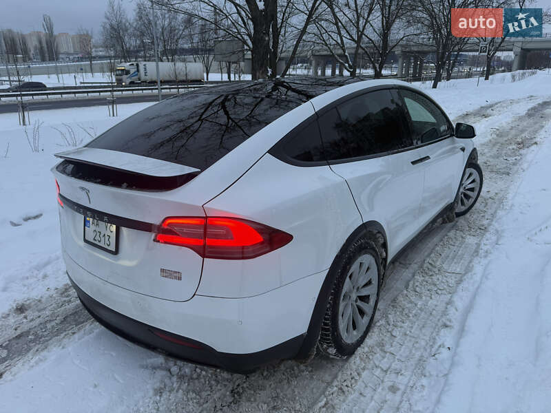 Внедорожник / Кроссовер Tesla Model X 2020 в Киеве