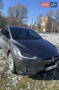 Позашляховик / Кросовер Tesla Model X 2016 в Дніпрі