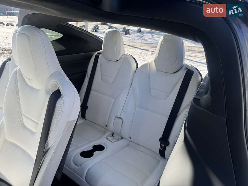 Внедорожник / Кроссовер Tesla Model X 2016 в Днепре