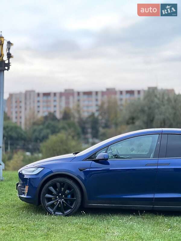 Позашляховик / Кросовер Tesla Model X 2016 в Рівному фото 3 Позашляховик / Кросовер Tesla Model X 2016 в Рівному