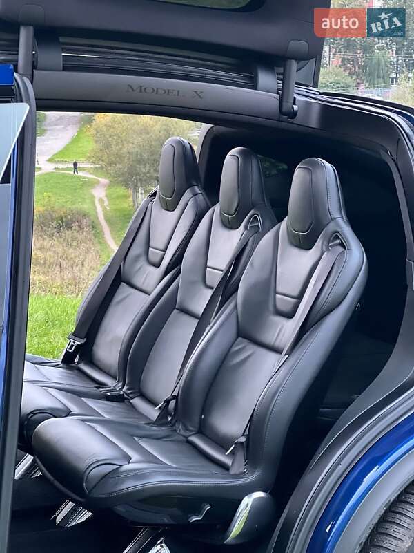 Позашляховик / Кросовер Tesla Model X 2016 в Рівному фото 26 Позашляховик / Кросовер Tesla Model X 2016 в Рівному