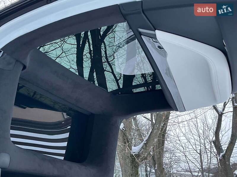 Позашляховик / Кросовер Tesla Model X 2019 в Києві