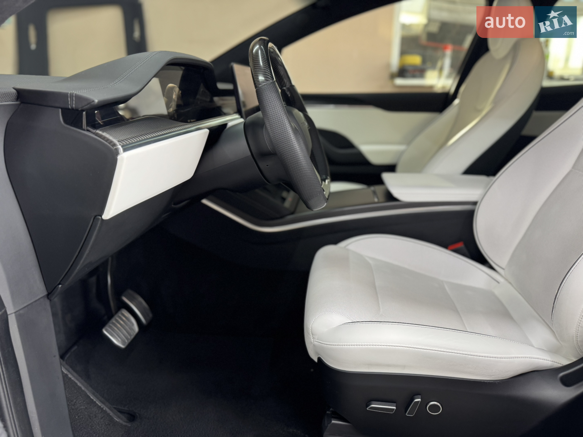 2023 Tesla Model X - мініатюра 19