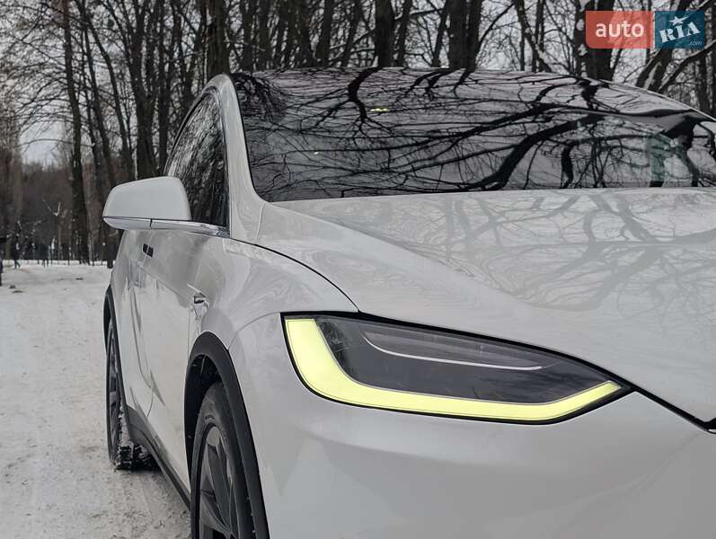 Позашляховик / Кросовер Tesla Model X 2017 в Києві фото 5 Позашляховик / Кросовер Tesla Model X 2017 в Києві