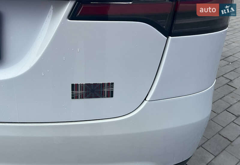 Позашляховик / Кросовер Tesla Model X 2023 в Києві