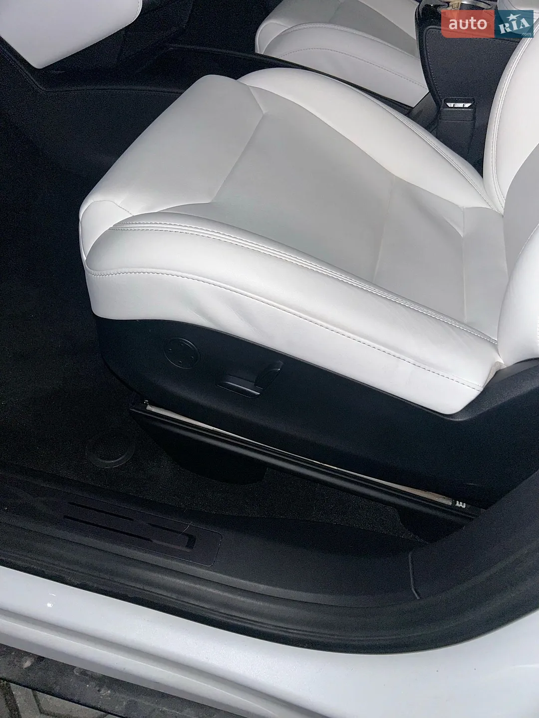 2017 Tesla Model X - мініатюра 47