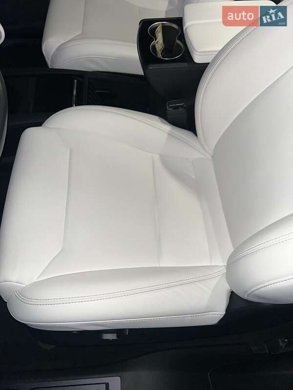 Позашляховик / Кросовер Tesla Model X 2017 в Черкасах фото 59 Позашляховик / Кросовер Tesla Model X 2017 в Черкасах