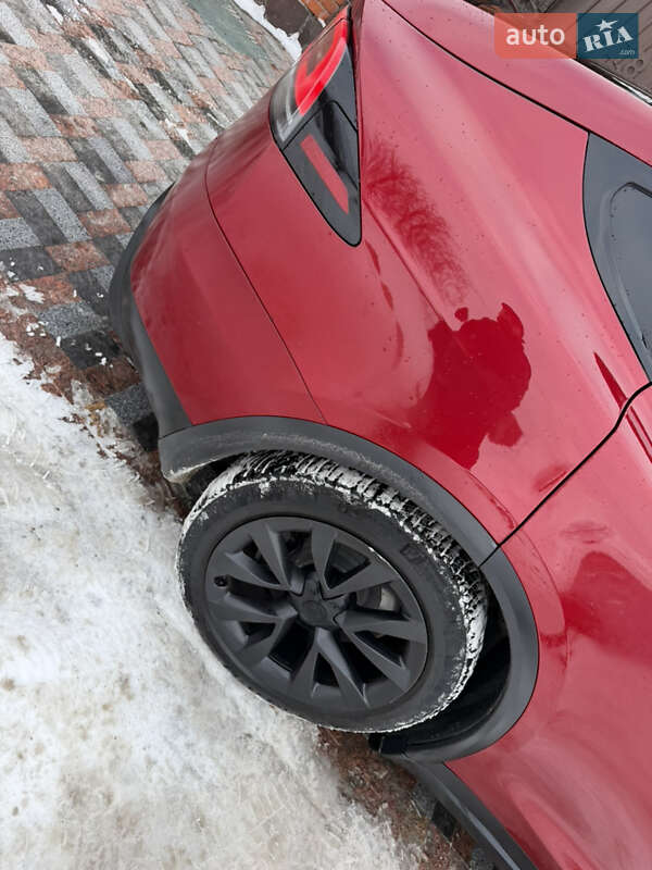 Позашляховик / Кросовер Tesla Model X 2024 в Києві