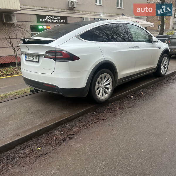 Позашляховик / Кросовер Tesla Model X 2019 в Києві фото 4 Позашляховик / Кросовер Tesla Model X 2019 в Києві