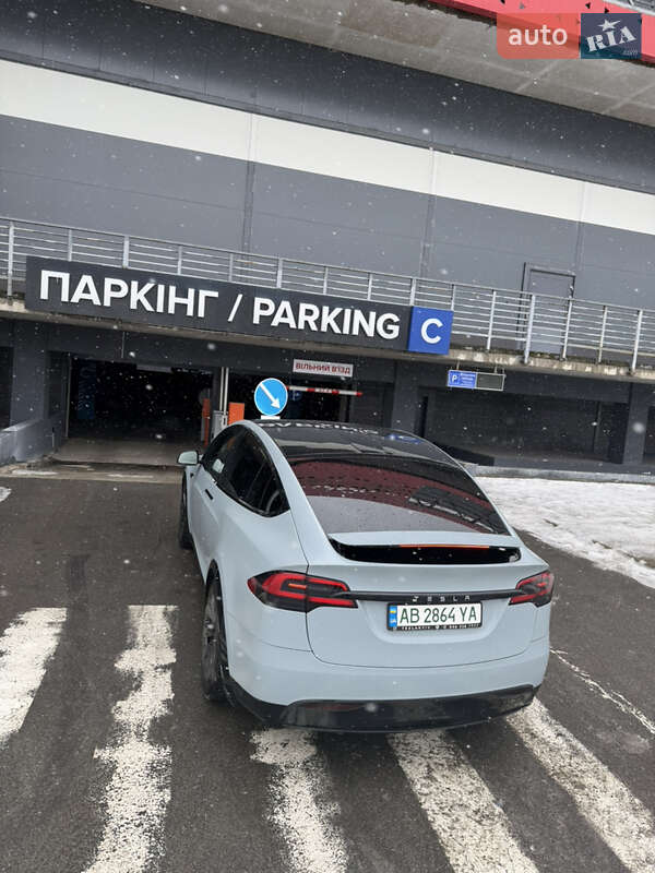 Внедорожник / Кроссовер Tesla Model X 2018 в Киеве