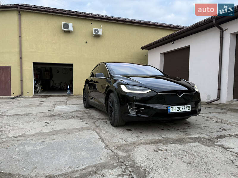 Tesla Model X 2016