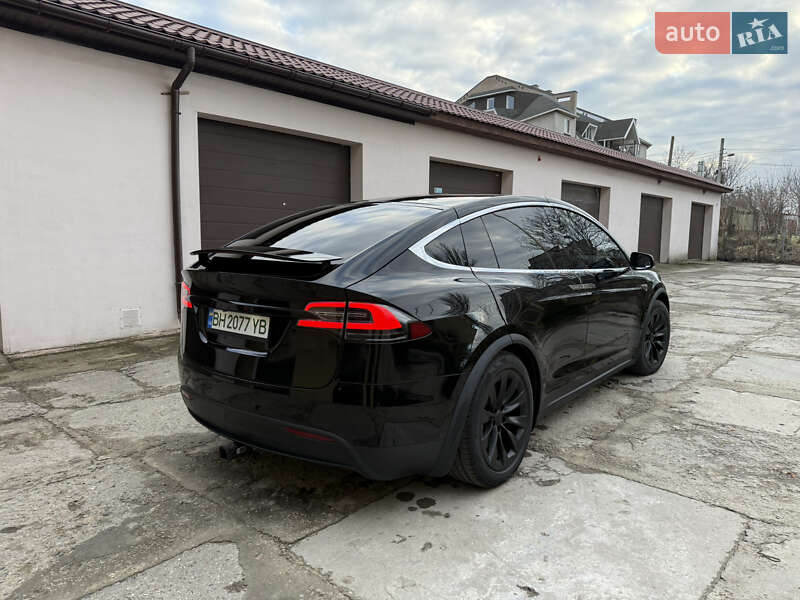 Позашляховик / Кросовер Tesla Model X 2016 в Одесі