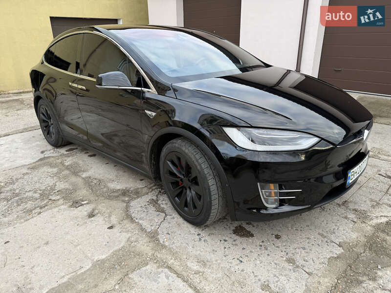 Позашляховик / Кросовер Tesla Model X 2016 в Одесі