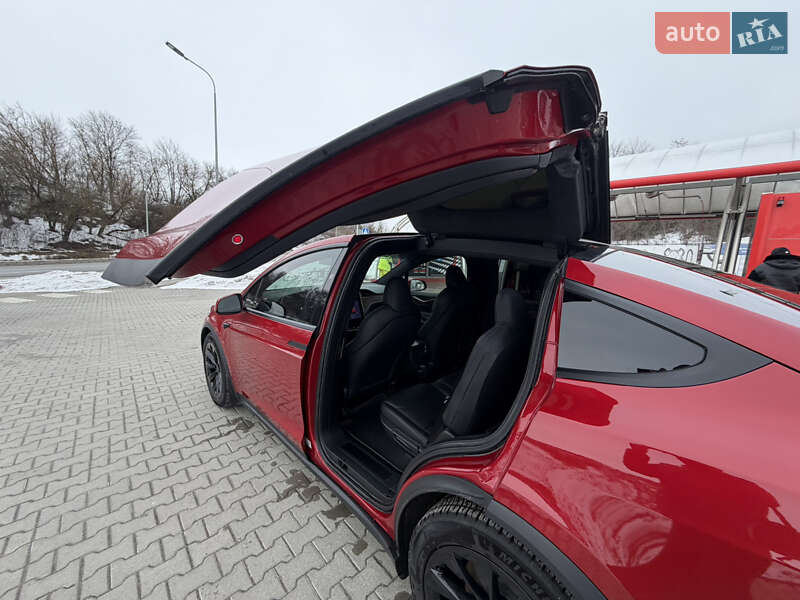 Внедорожник / Кроссовер Tesla Model X 2020 в Тернополе