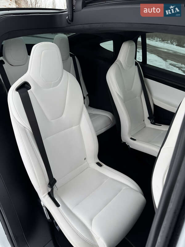 Внедорожник / Кроссовер Tesla Model X 2018 в Киеве