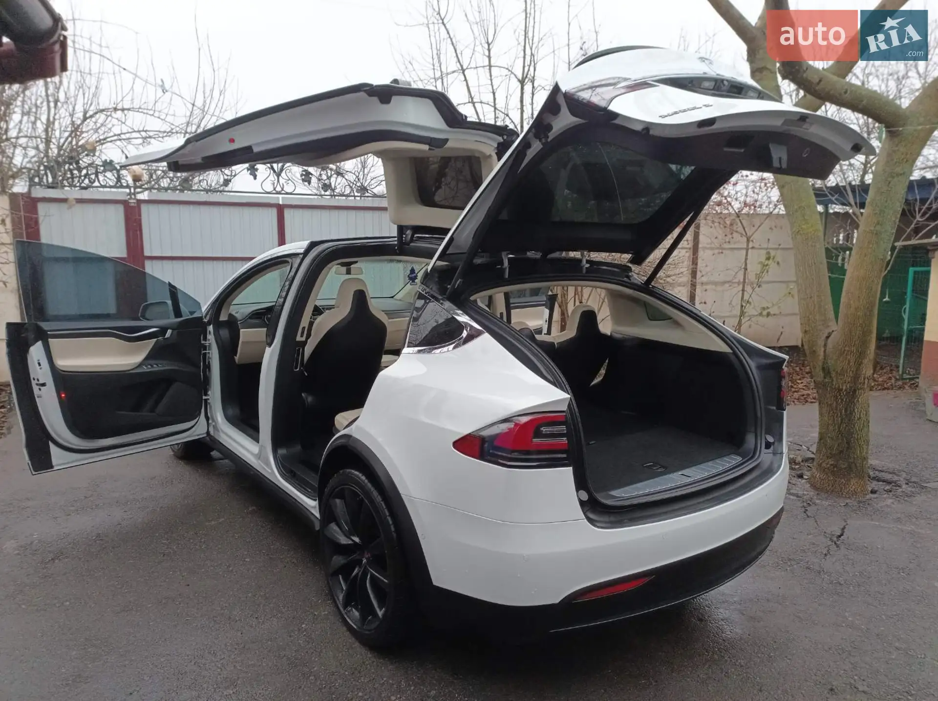 2017 Tesla Model X - мініатюра 3