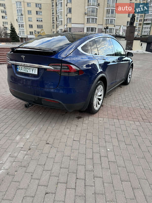 Внедорожник / Кроссовер Tesla Model X 2016 в Киеве