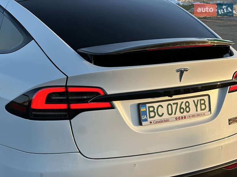 Позашляховик / Кросовер Tesla Model X 2022 в Бродах