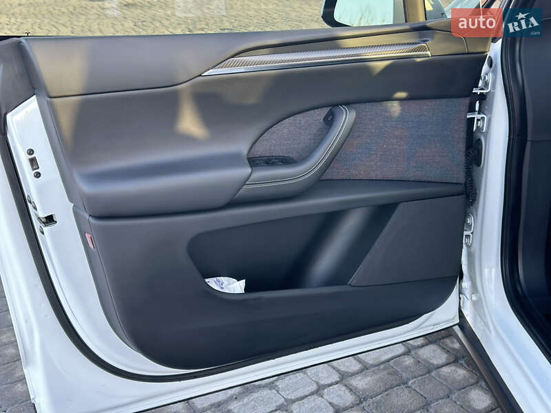 Позашляховик / Кросовер Tesla Model X 2022 в Бродах