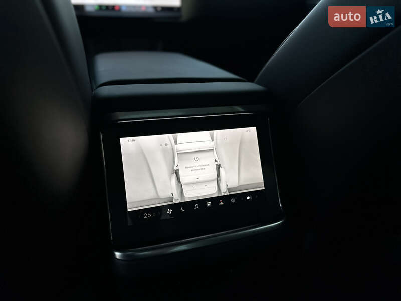 Позашляховик / Кросовер Tesla Model X 2022 в Бродах