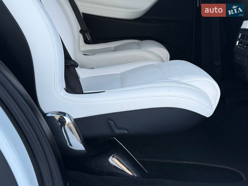 Внедорожник / Кроссовер Tesla Model X 2017 в Тернополе