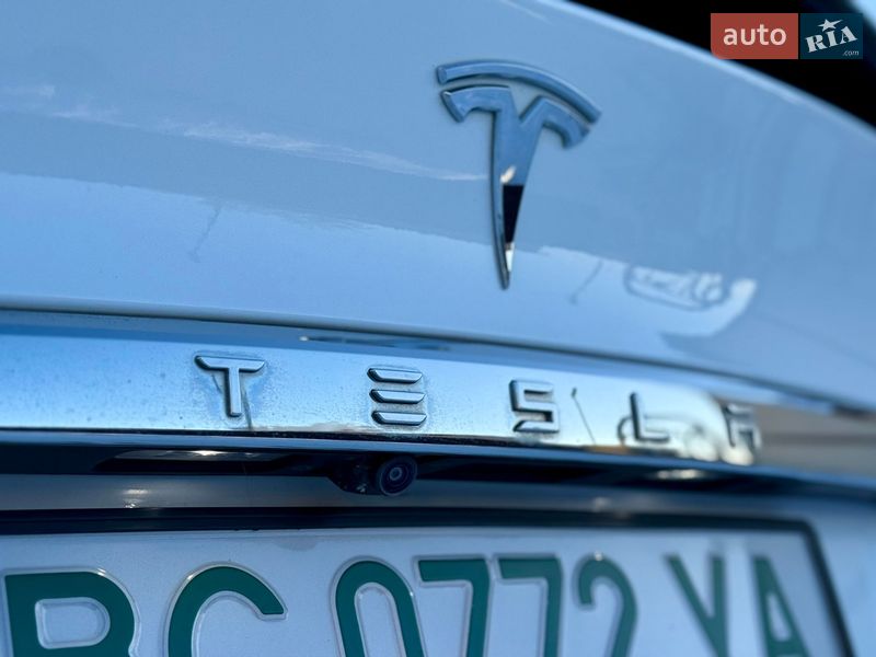 Внедорожник / Кроссовер Tesla Model X 2017 в Тернополе