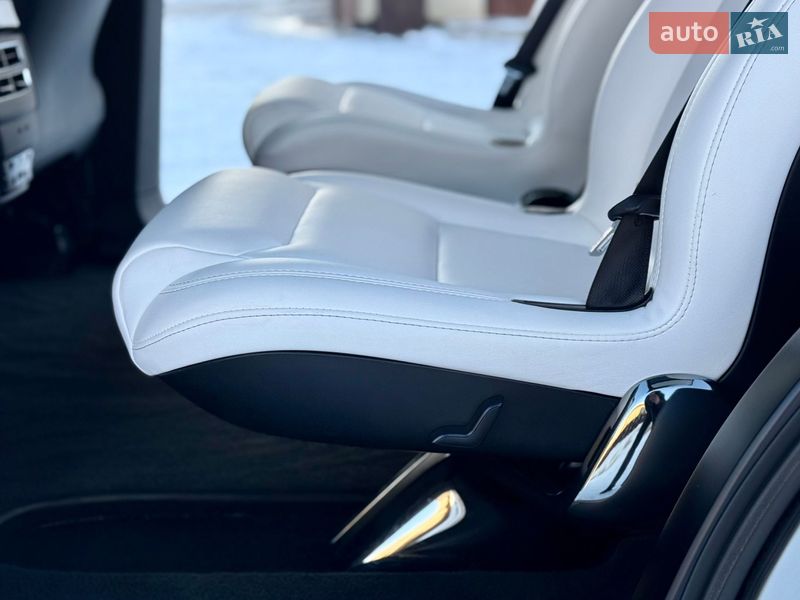 Внедорожник / Кроссовер Tesla Model X 2017 в Тернополе