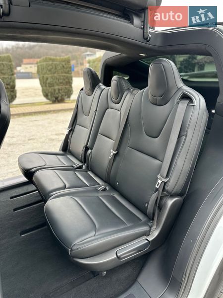 Внедорожник / Кроссовер Tesla Model X 2018 в Днепре