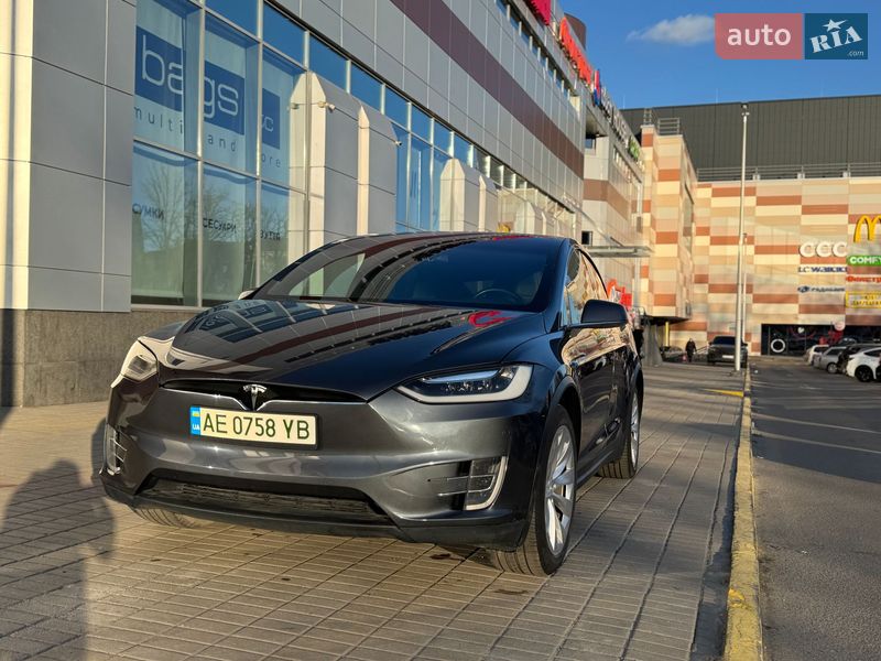 Внедорожник / Кроссовер Tesla Model X 2016 в Днепре