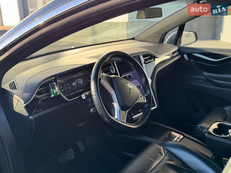 Внедорожник / Кроссовер Tesla Model X 2016 в Днепре