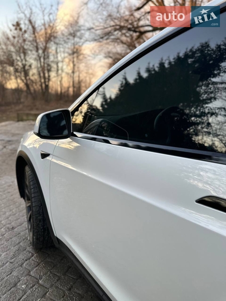 Внедорожник / Кроссовер Tesla Model X 2019 в Львове