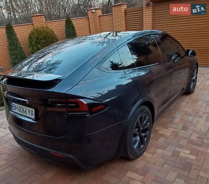 Позашляховик / Кросовер Tesla Model X 2024 в Одесі