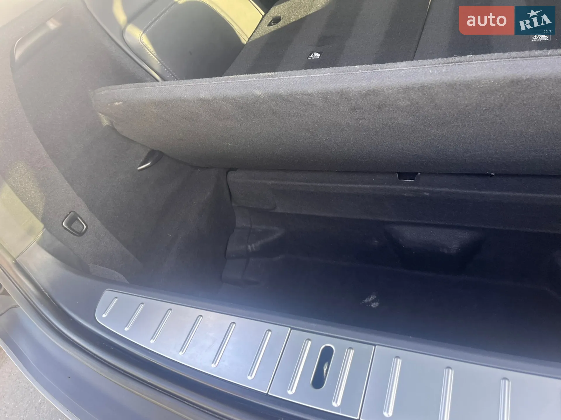 2016 Tesla Model X - мініатюра 21